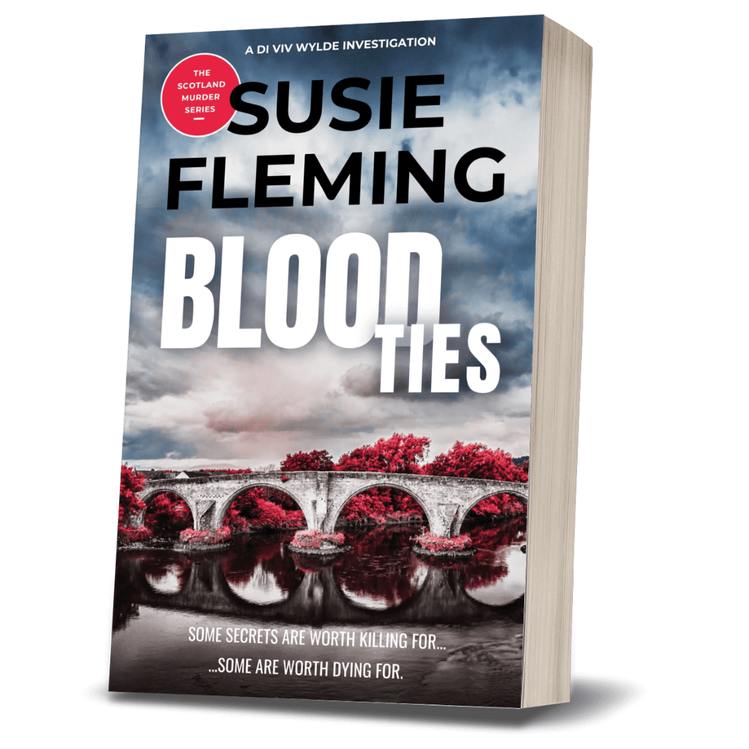Paperback cover of Blood Ties by Susie Fleming, a dark and atmospheric murder mystery in a Scottish detective series.